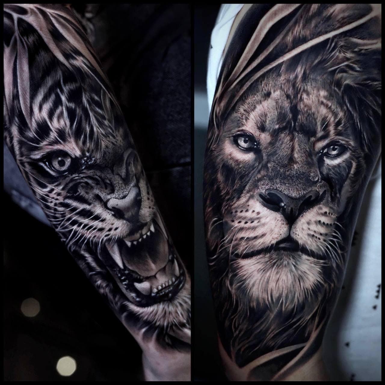 Realismus-Tattoo: Löwenmotiv in Black & Grey.